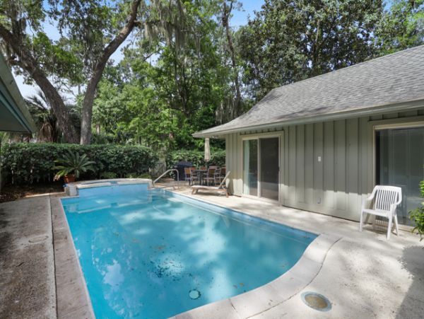 Hilton Head Luxury Vacation Accommodation Walk to Beach