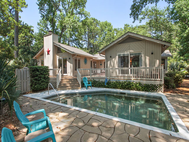 Charming Vacation Rental on Hilton Head. Call Today.