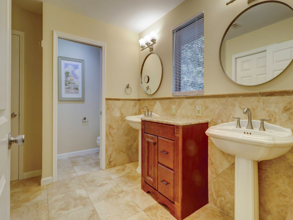 Hilton Head Vacation Accommodation Walk to Beach