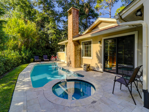 Hilton Head Vacation Accommodation Walk to Beach