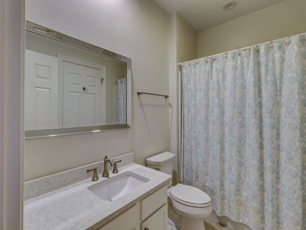 Charming Vacation Rental on Hilton Head. Call Today.