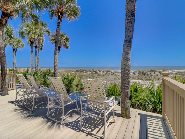 Beautiful Vacation Condo with 2 Bedrooms & Ocean Views