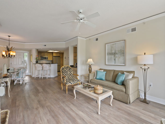 Ample, Two Bedroom Condo on Palmetto Dunes. Great location.