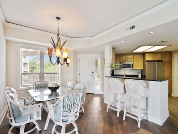 Ample, Two Bedroom Condo on Palmetto Dunes. Great location.