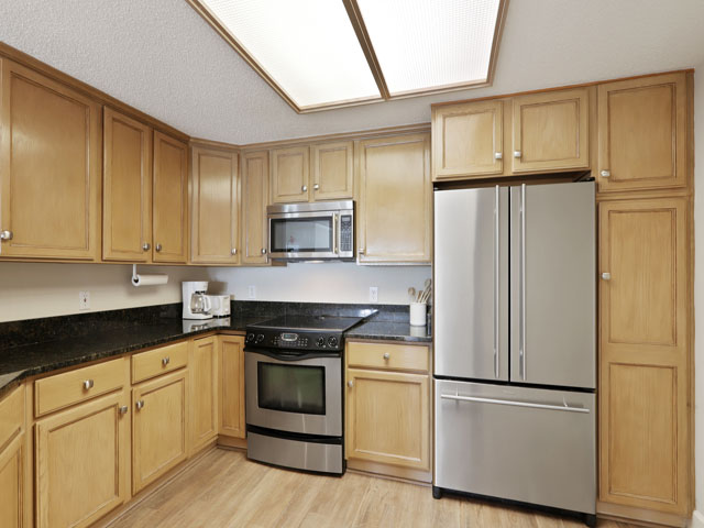 Ample, Two Bedroom Condo on Palmetto Dunes. Great location.