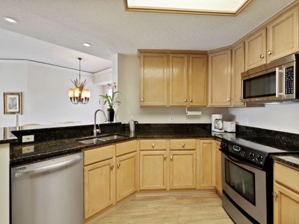 Ample, Two Bedroom Condo on Palmetto Dunes. Great location.