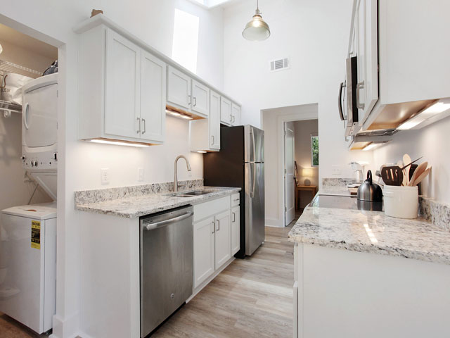 Charming Vacation Rental on Hilton Head. Call Today.