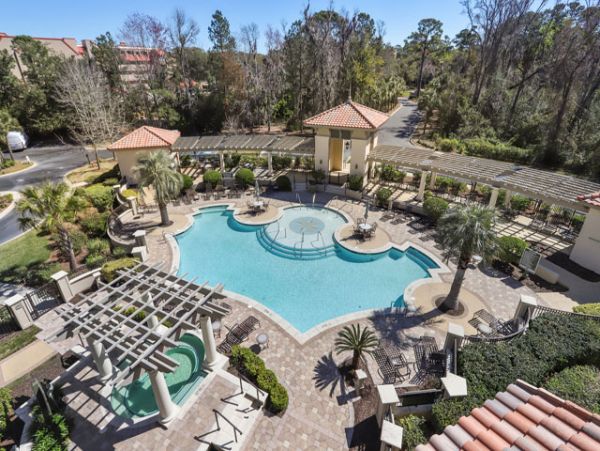 Hilton Head Luxury Vacation Rental Sleeps Eight Guests