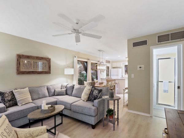 Charming Vacation Rental on Hilton Head. Call Today.