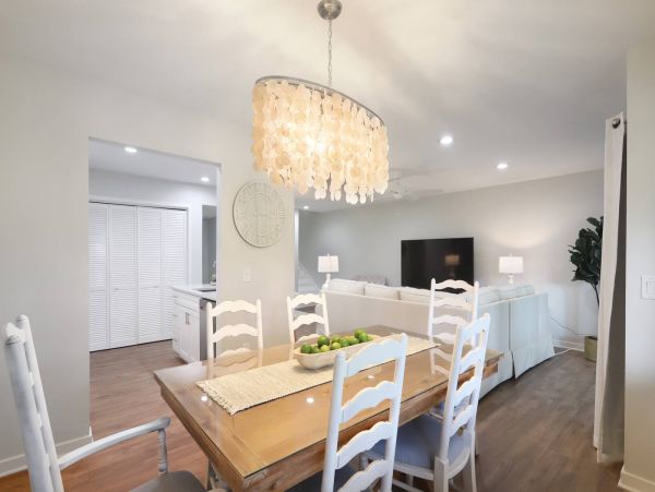 Hilton Head Luxury Vacation Accommodation Walk to Beach