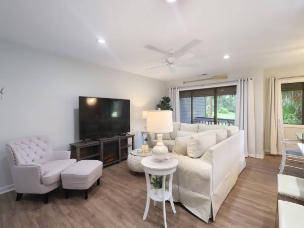 Hilton Head Luxury Vacation Accommodation Walk to Beach