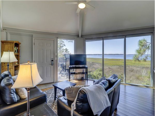 Unique Vacation Rental 2 Bedroom & Great Views