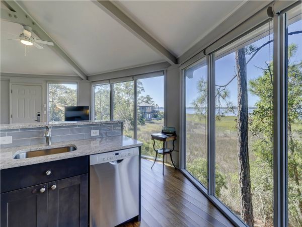 Unique Vacation Rental 2 Bedroom & Great Views