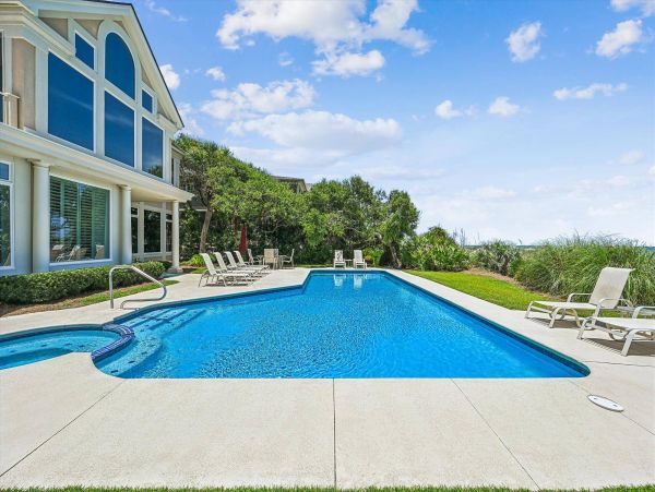 Hilton Head Oceanfront Vacation Rental with Private Pool - Luxury Coastal Home with Panoramic Views