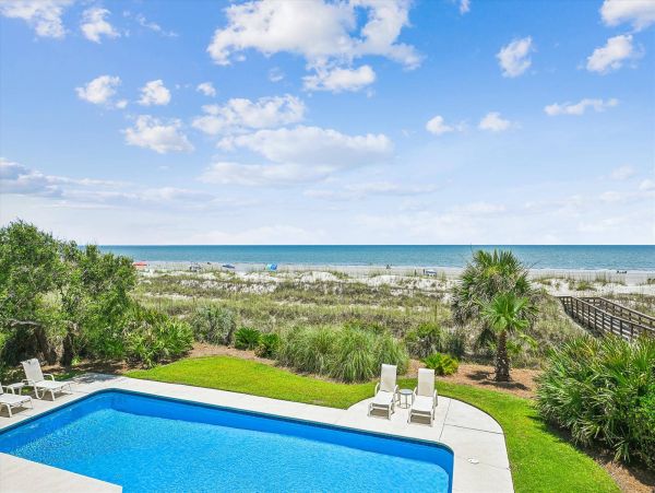 Hilton Head Oceanfront Vacation Rental with Private Pool - Luxury Coastal Home with Panoramic Views