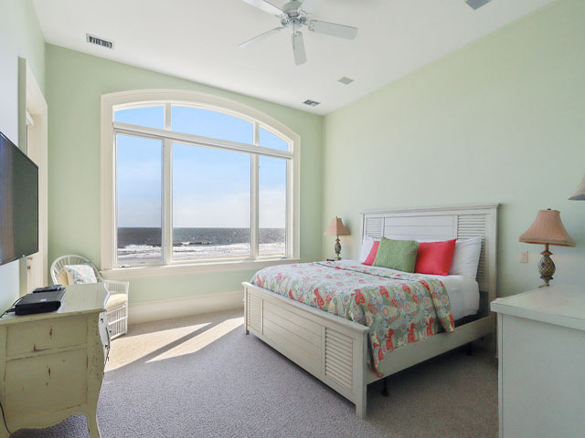 Hilton Head Vacation Six Bedroom Vacation Home on Beach