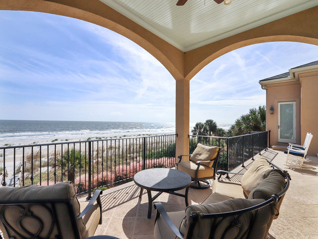 Hilton Head Vacation Six Bedroom Vacation Home on Beach