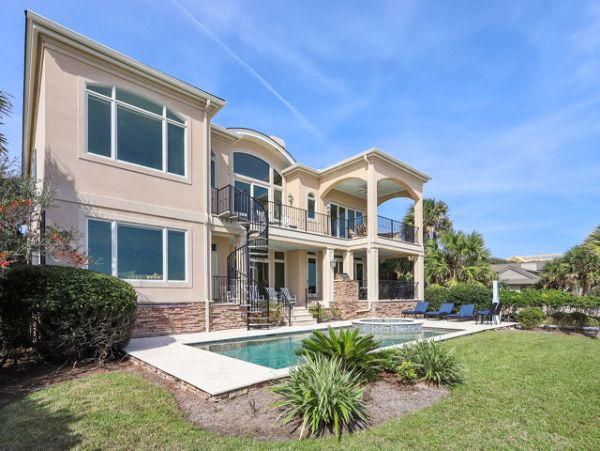 Hilton Head Vacation Six Bedroom Vacation Home on Beach
