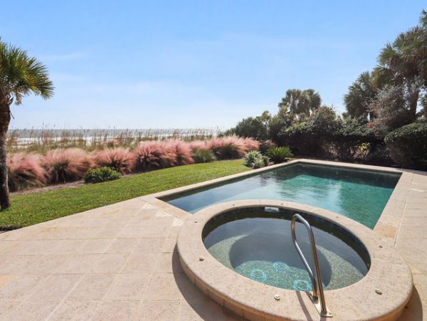 Hilton Head Vacation Six Bedroom Vacation Home on Beach