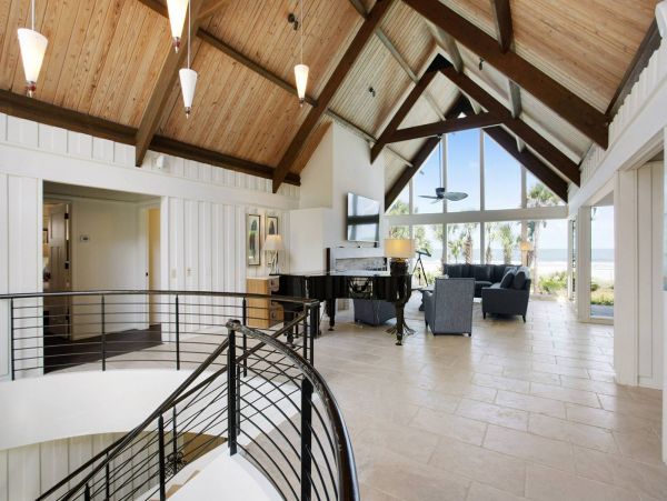 Hilton Head Private Path to Beach  Sleeps 18 Guests