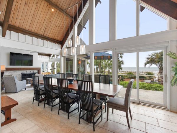 Hilton Head Private Path to Beach  Sleeps 18 Guests