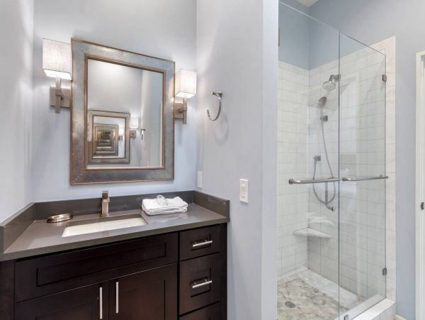 Hilton Head Private Path to Beach  Sleeps 18 Guests