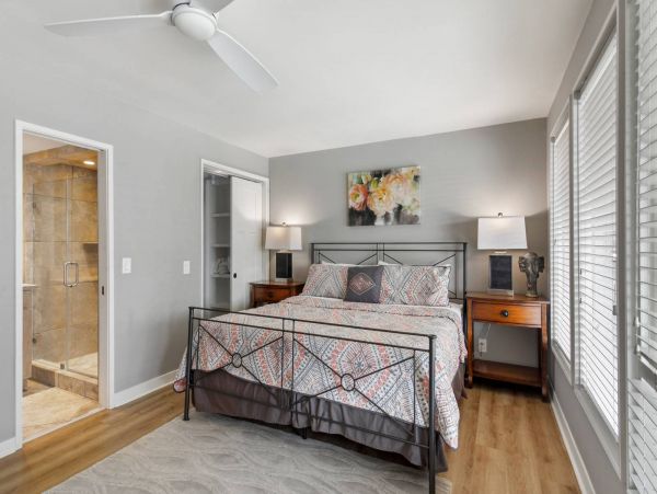 Hilton Head Private Path to Beach  Sleeps 18 Guests