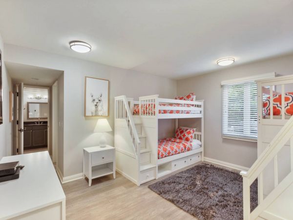 Hilton Head Private Path to Beach  Sleeps 18 Guests
