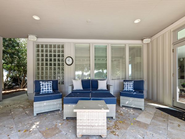 Hilton Head Private Path to Beach  Sleeps 18 Guests