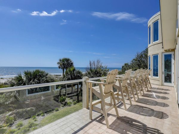 Luxurious Oceanfront Home on Hilton Head - Unmatched Comfort & Views