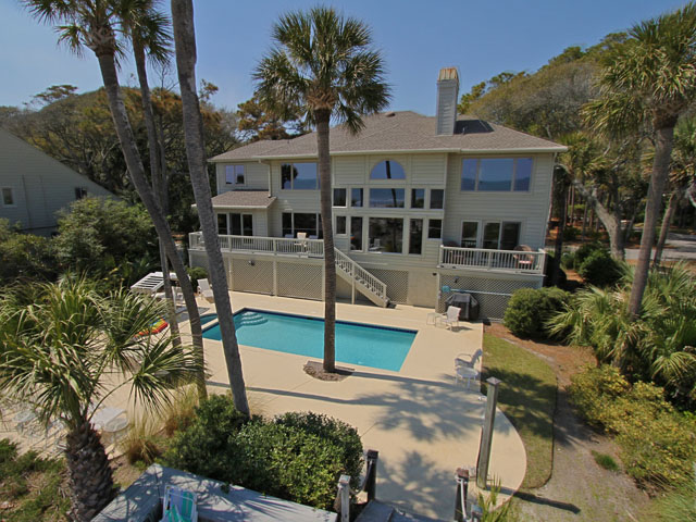 Charming Vacation Rental on Hilton Head. Call Today.