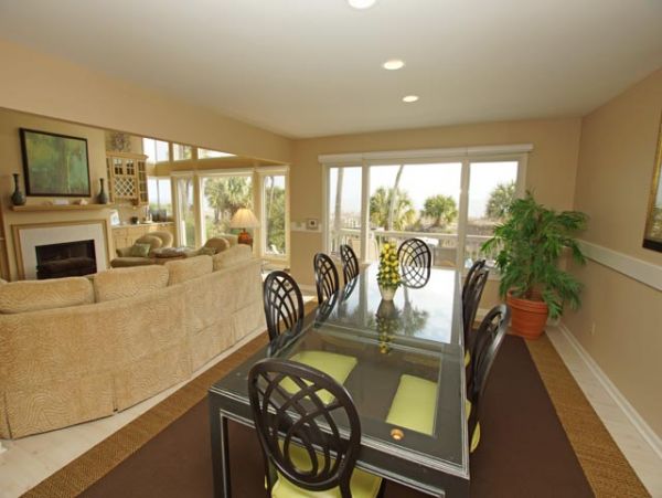 Charming Vacation Rental on Hilton Head. Call Today.