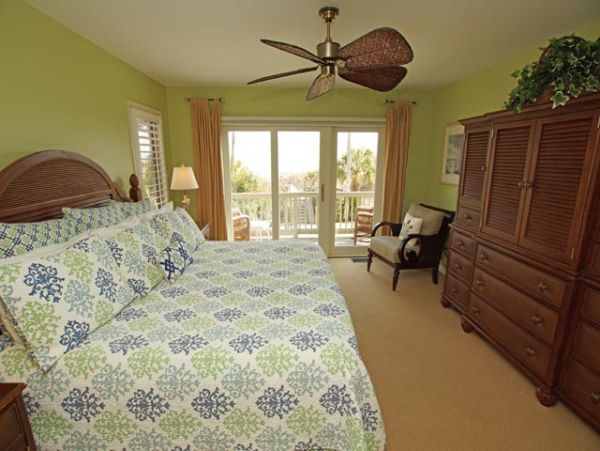Charming Vacation Rental on Hilton Head. Call Today.