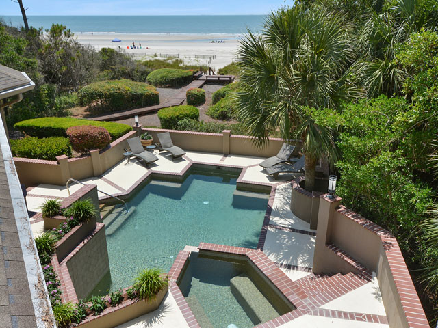Hilton Head Luxury Vacation Rental Sleeps Twelve Guests