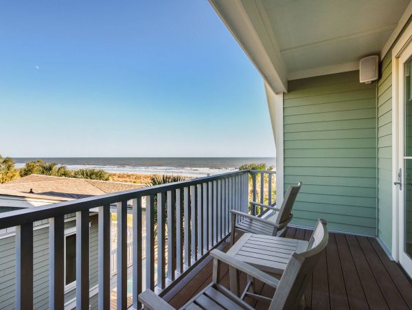 Hilton Head Luxury Vacation Rental Home Sleeps Twelve Guests