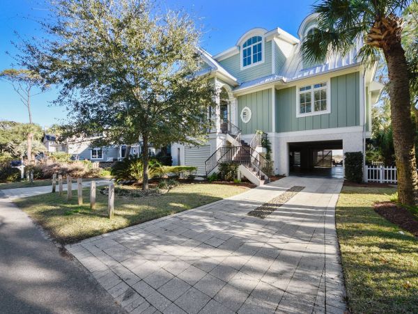 Hilton Head Luxury Vacation Rental Home Sleeps Twelve Guests