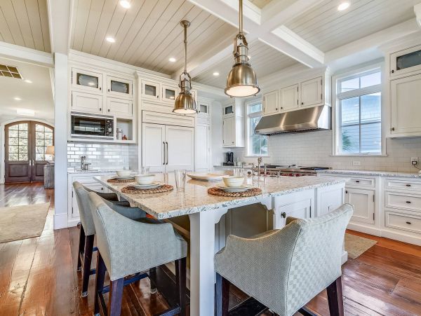 Hilton Head Luxury Vacation Rental Home Sleeps Twelve Guests