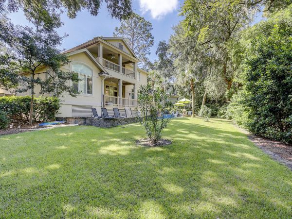 Hilton Head Vacation Rental - Eight Bedroom Hilton Head Beach House with Pool