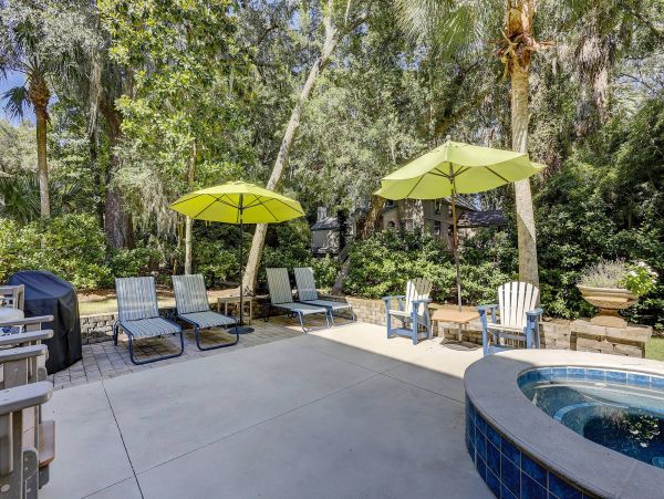 Hilton Head Vacation Rental - Eight Bedroom Hilton Head Beach House with Pool