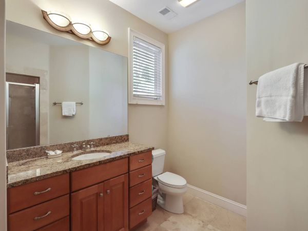Hilton Head Vacation Rental - Eight Bedroom Hilton Head Beach House with Pool