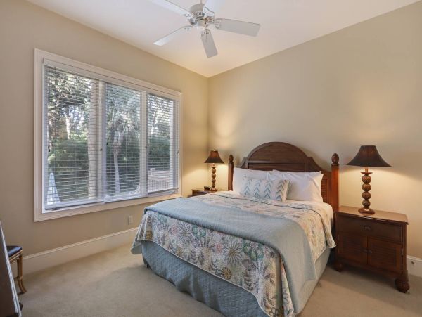 Hilton Head Vacation Rental - Eight Bedroom Hilton Head Beach House with Pool