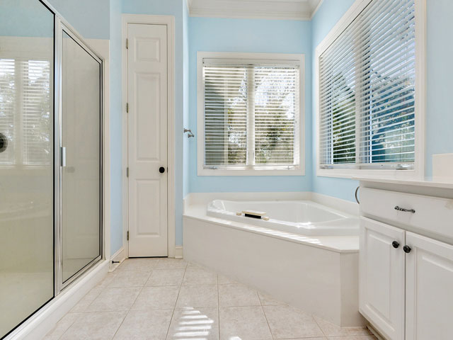 Hilton Head Vacation Rental Sleeps Eighteen Walk To Beach