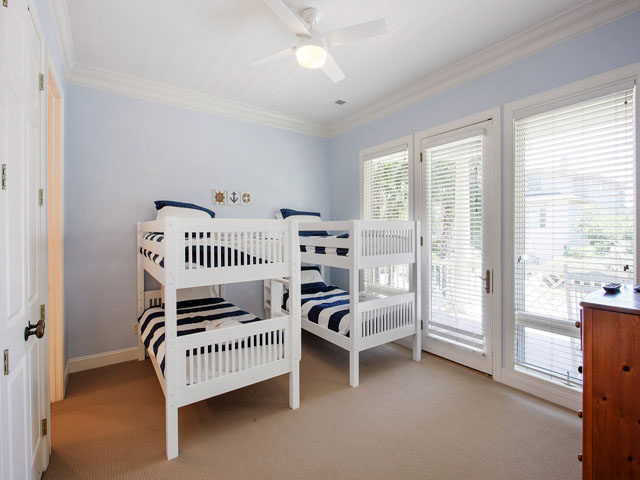 Hilton Head Vacation Rental Sleeps Eighteen Walk To Beach