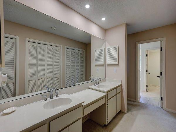 Stunning Oceanview 4-Bedroom Home with Pool in Hilton Head