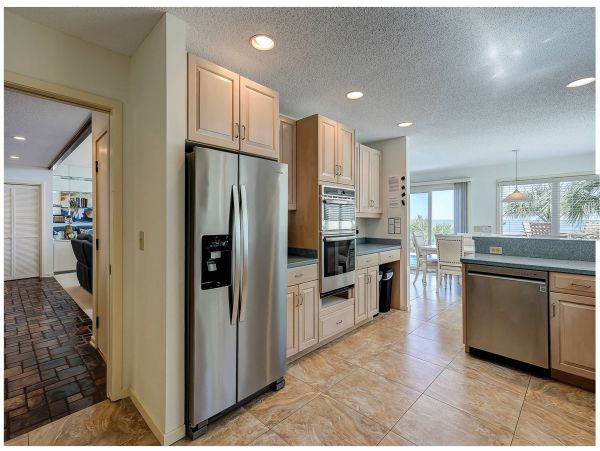 Stunning Oceanview 4-Bedroom Home with Pool in Hilton Head