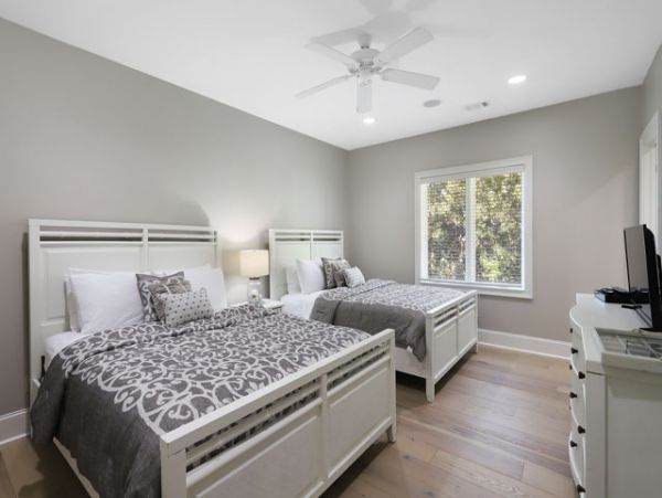 Hilton Head Luxury Vacation Accommodation Walk to Beach