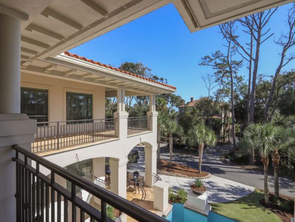 Hilton Head Luxury Vacation Accommodation Walk to Beach