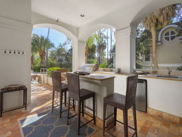 Hilton Head Luxury Vacation Accommodation Walk to Beach
