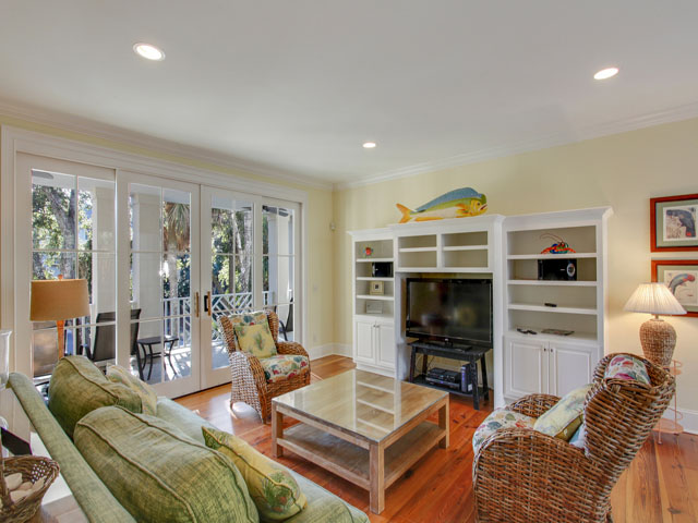 Charming Vacation Rental on Hilton Head. Call Today.