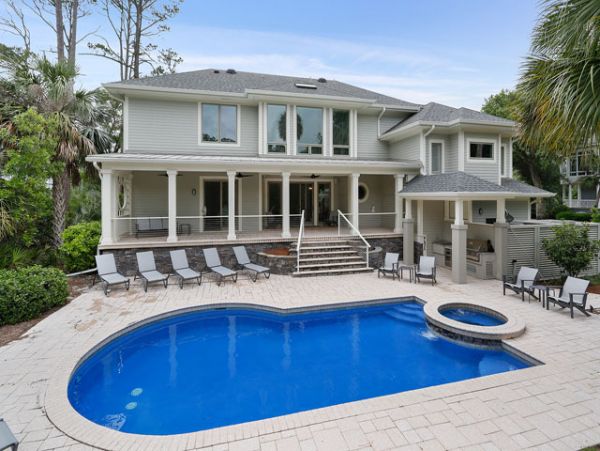 Upscale Rental on Hilton Head. Call Local Agent.